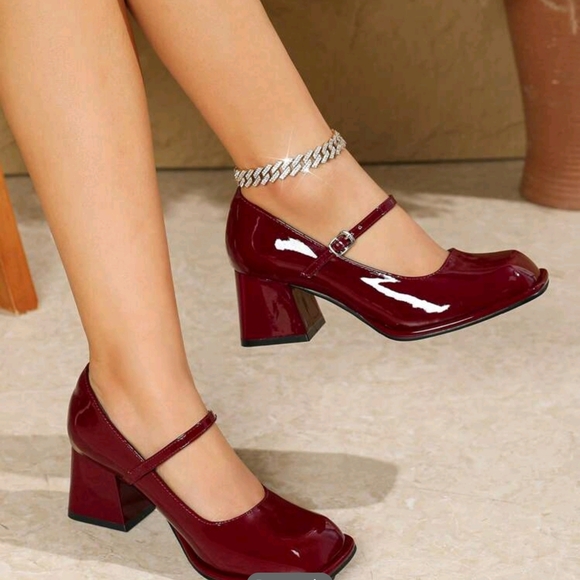 Women's Small Size Chunky Heeled Mary Jane Shoes, Round Toe Red/Burgundy Leather - Picture 6 of 7